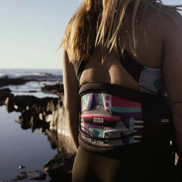 2024 ION - Sol Curv 11 Kitesurf Harness - Capsule Statement