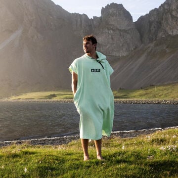 ION - Poncho Core - Neo Mint